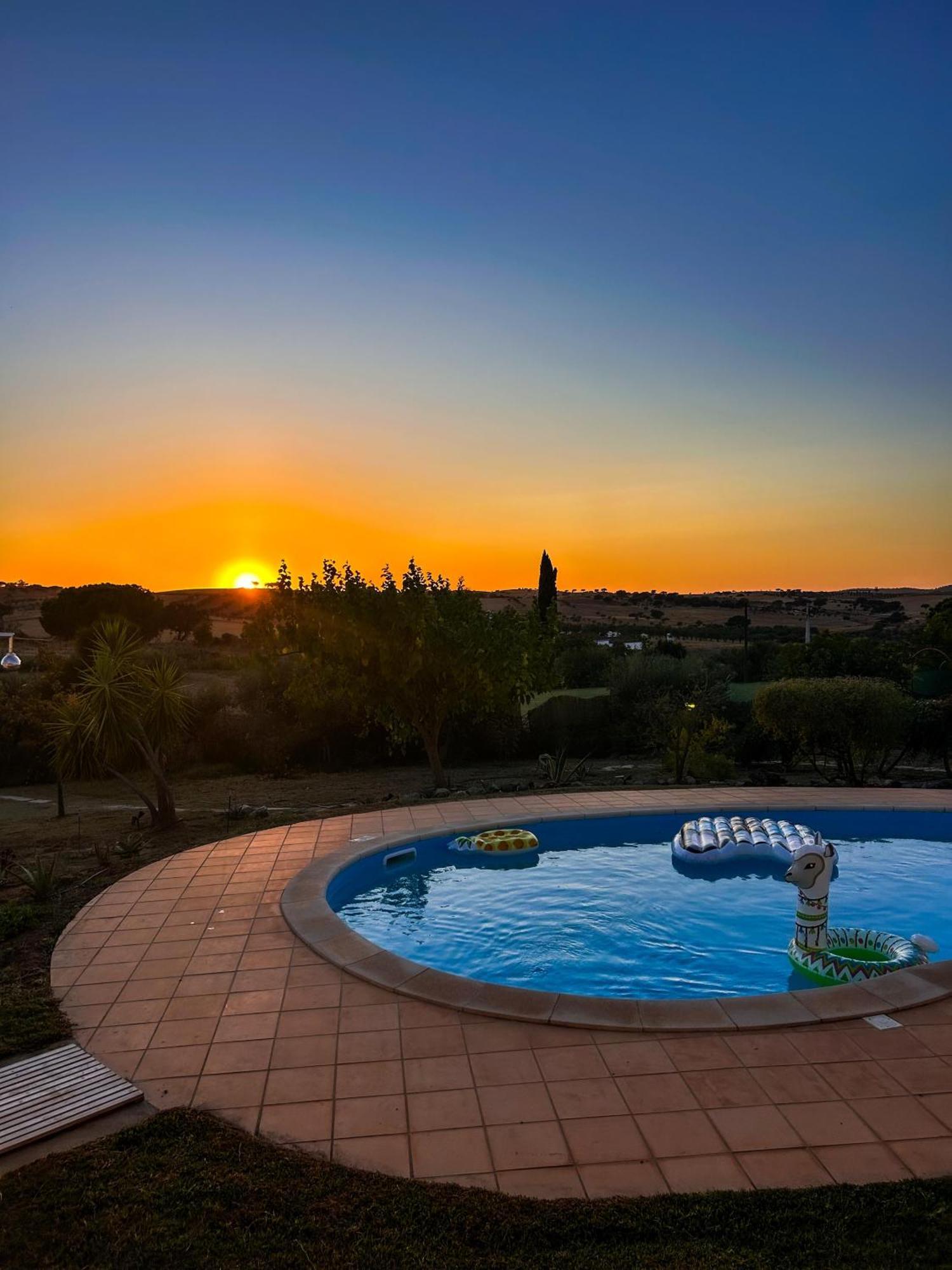 Por-Do-Sol Villa São Pedro do Corval Eksteriør bilde